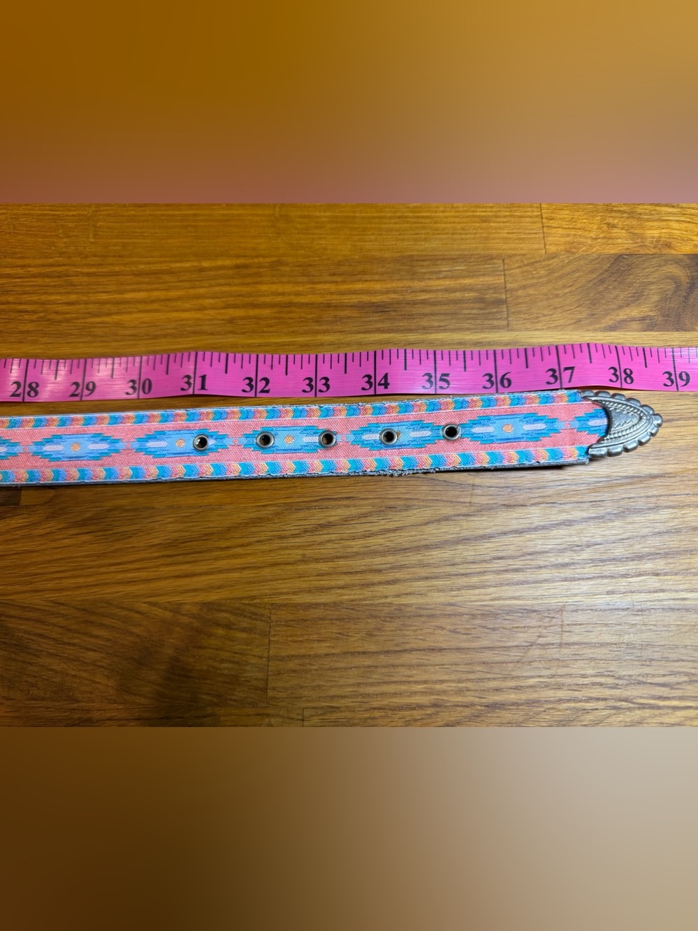 Vintage Nuovo Southwestern Pattern Belt with Silver Buckle (018) - Picture 5 of 11